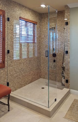 90 Degree Shower Room with Matte Black Hardware