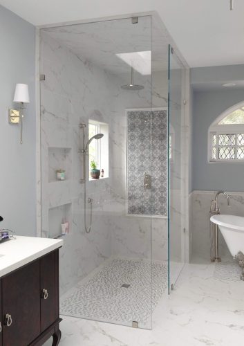 Doorless 90 Degree Shower with Chrome Hardware