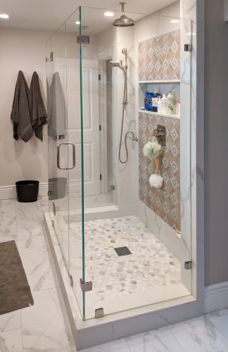 Dual 90 Degree Shower Room