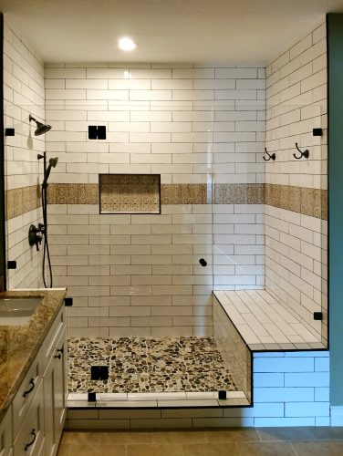 Inline Shower with Low Iron 3 Piece Glass Matte Black Hardware with Knob